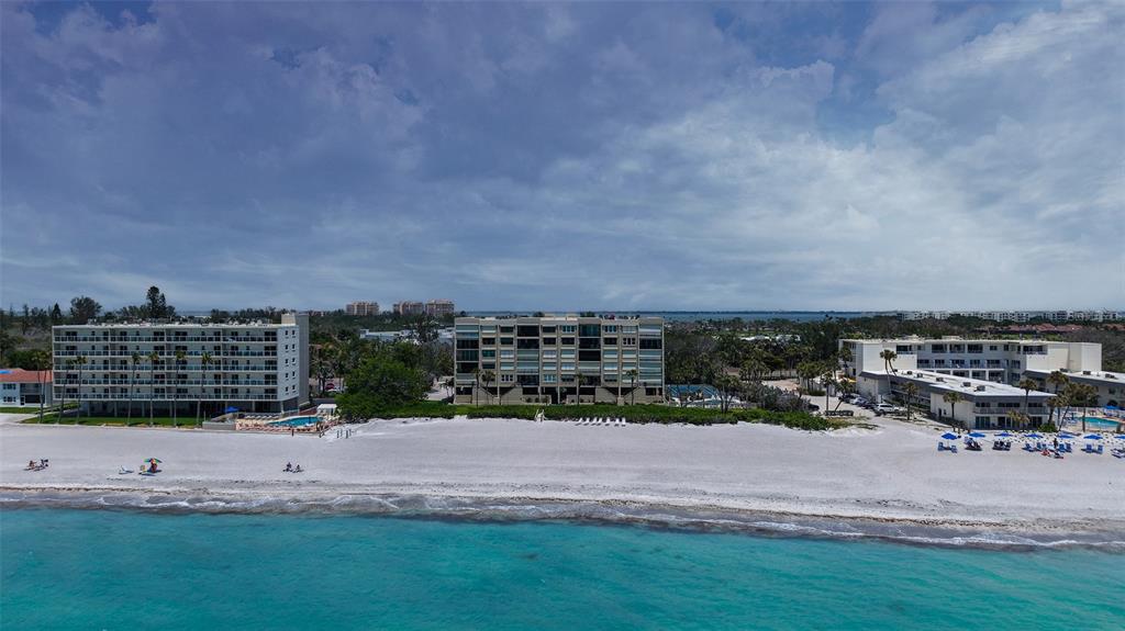 Longboat Key, Florida, 34228, United States, 3 Bedrooms Bedrooms, ,2 BathroomsBathrooms,Residential,For Sale,1793639