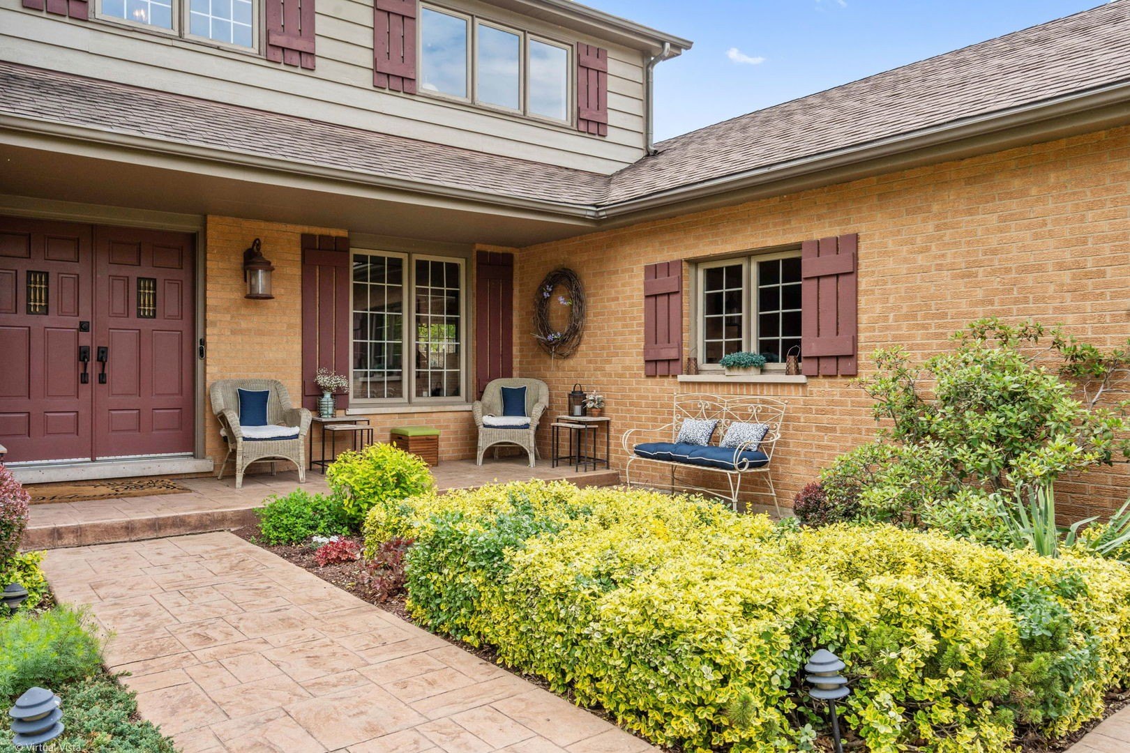 Oak Brook, Illinois, 60523, United States, 5 Bedrooms Bedrooms, ,3 BathroomsBathrooms,Residential,For Sale,1944795