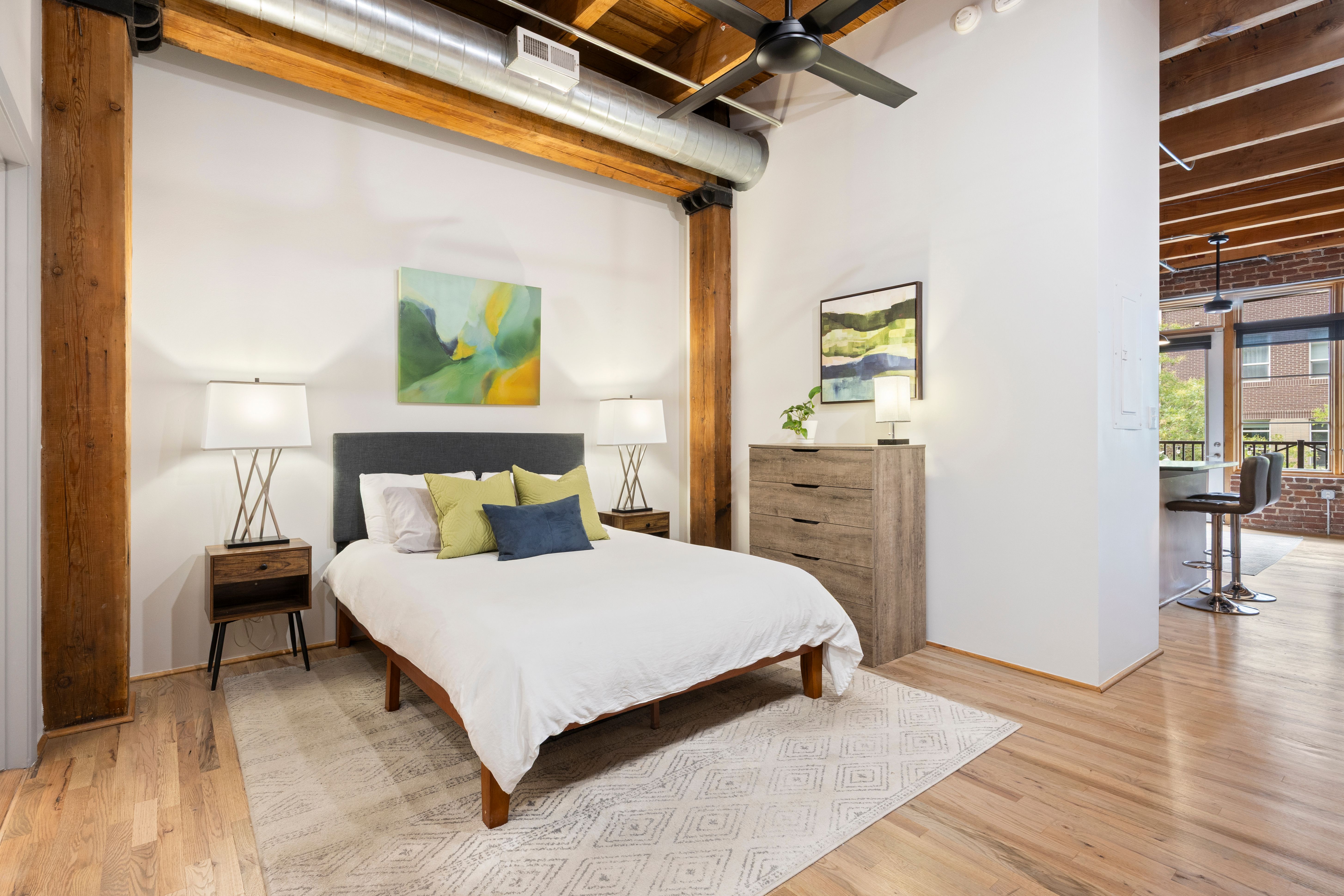  Historic WaterTower Loft with Modern Updates - 物件實景