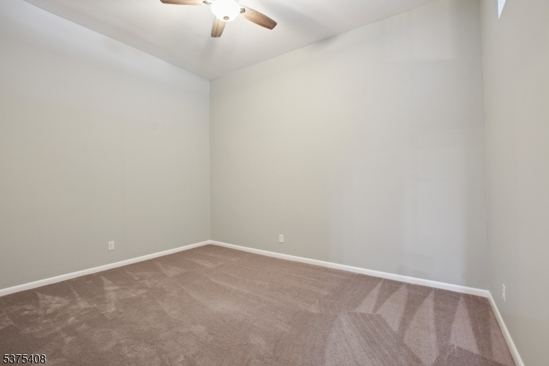 Clifton City, New Jersey, 07013-4019, United States, 2 Bedrooms Bedrooms, ,3 BathroomsBathrooms,Residential,For Sale,1920450