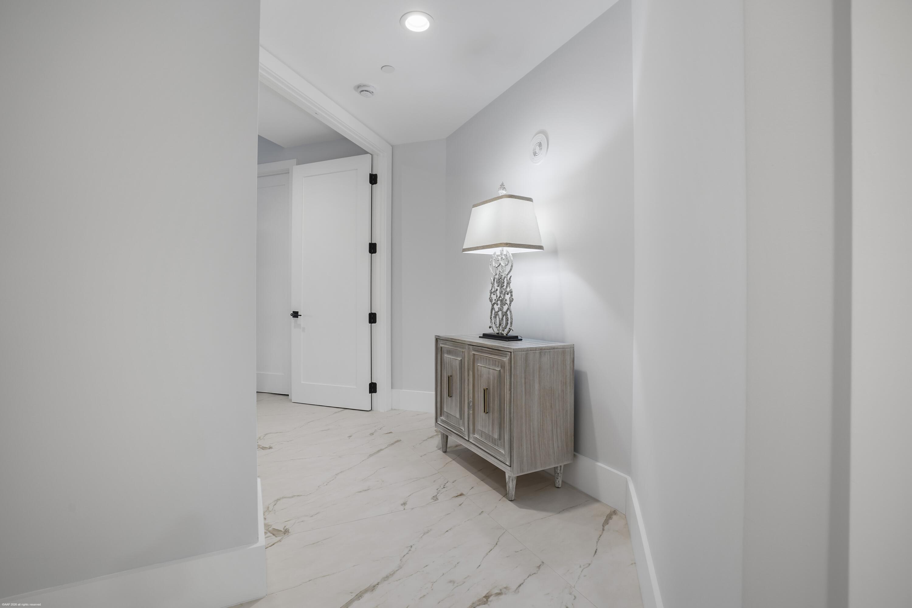  5150 N Ocean Drive PH 2001 - 物件實景
