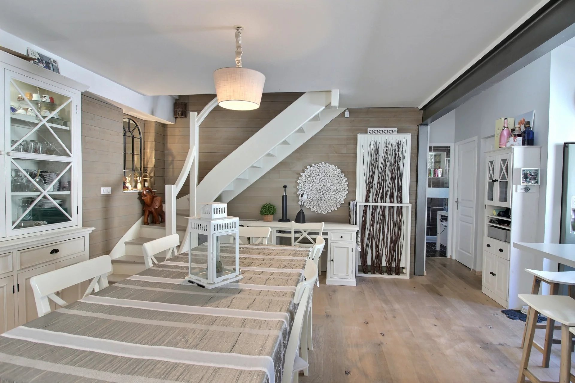 La Teste-de-Buch, New Aquitaine, 33260, FR, 3 Bedrooms Bedrooms, ,3 BathroomsBathrooms,Residential,For Sale,1998277