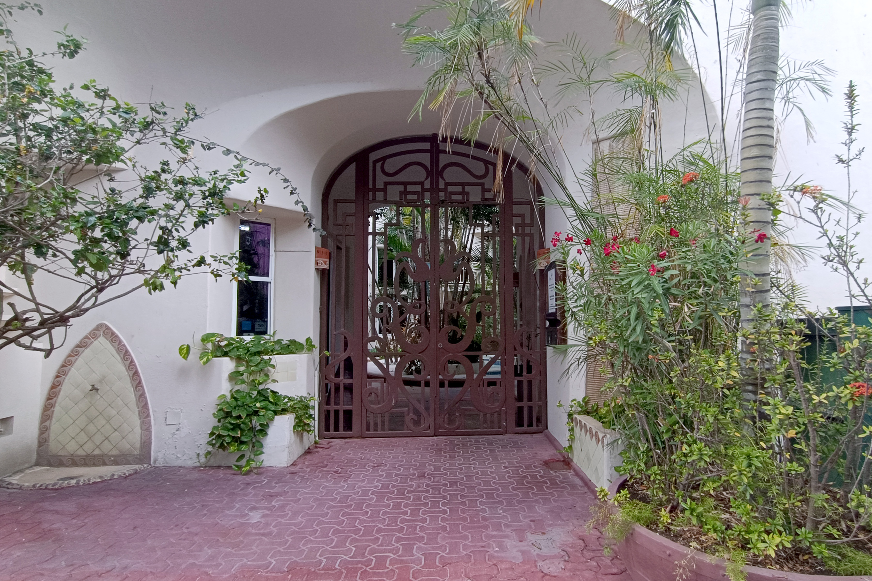  Royal Palms Condo - 物件實景