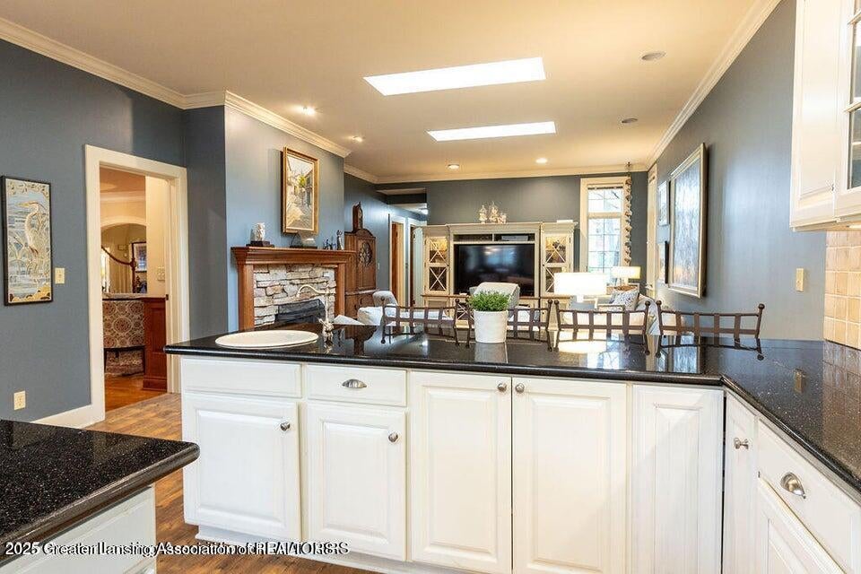 East Lansing, Michigan, 48823, United States, 6 Bedrooms Bedrooms, ,6 BathroomsBathrooms,Residential,For Sale,1992121