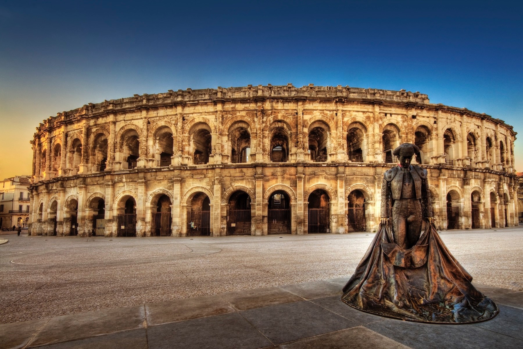  Nimes Exceptional Apartment Facing the Roman Arena in One of Nîmes’ Finest Hist… - 物件實景