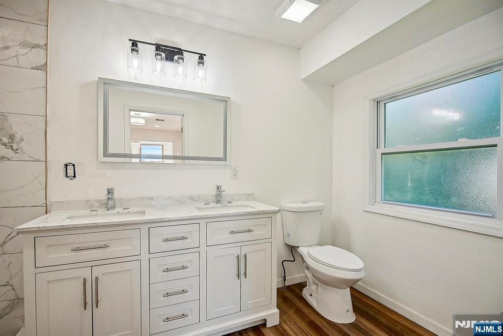 Bridgewater, New Jersey, 08836, United States, 4 Bedrooms Bedrooms, ,4 BathroomsBathrooms,Residential,For Sale,1940453