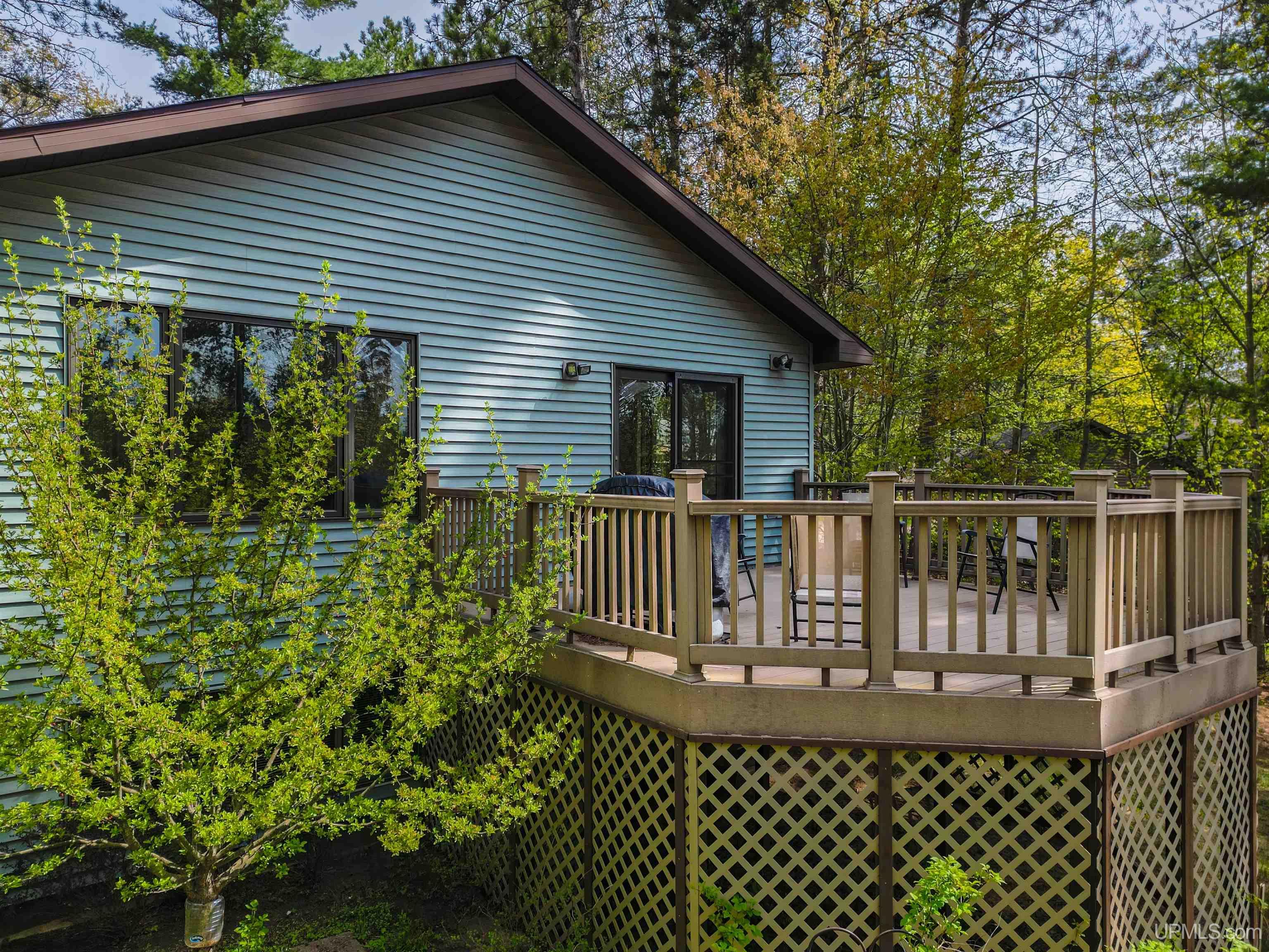 Marquette, Michigan, 49855, United States, 4 Bedrooms Bedrooms, ,3 BathroomsBathrooms,Residential,For Sale,1849824