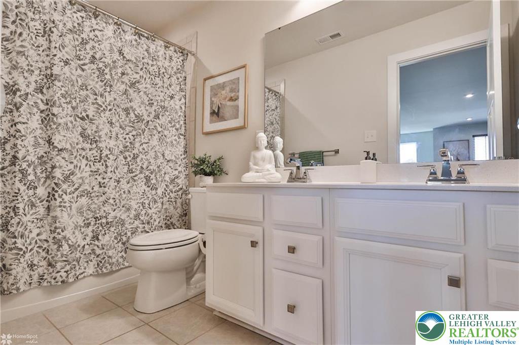 Bethlehem Twp, Pennsylvania, 18020, United States, 4 Bedrooms Bedrooms, ,4 BathroomsBathrooms,Residential,For Sale,1906832