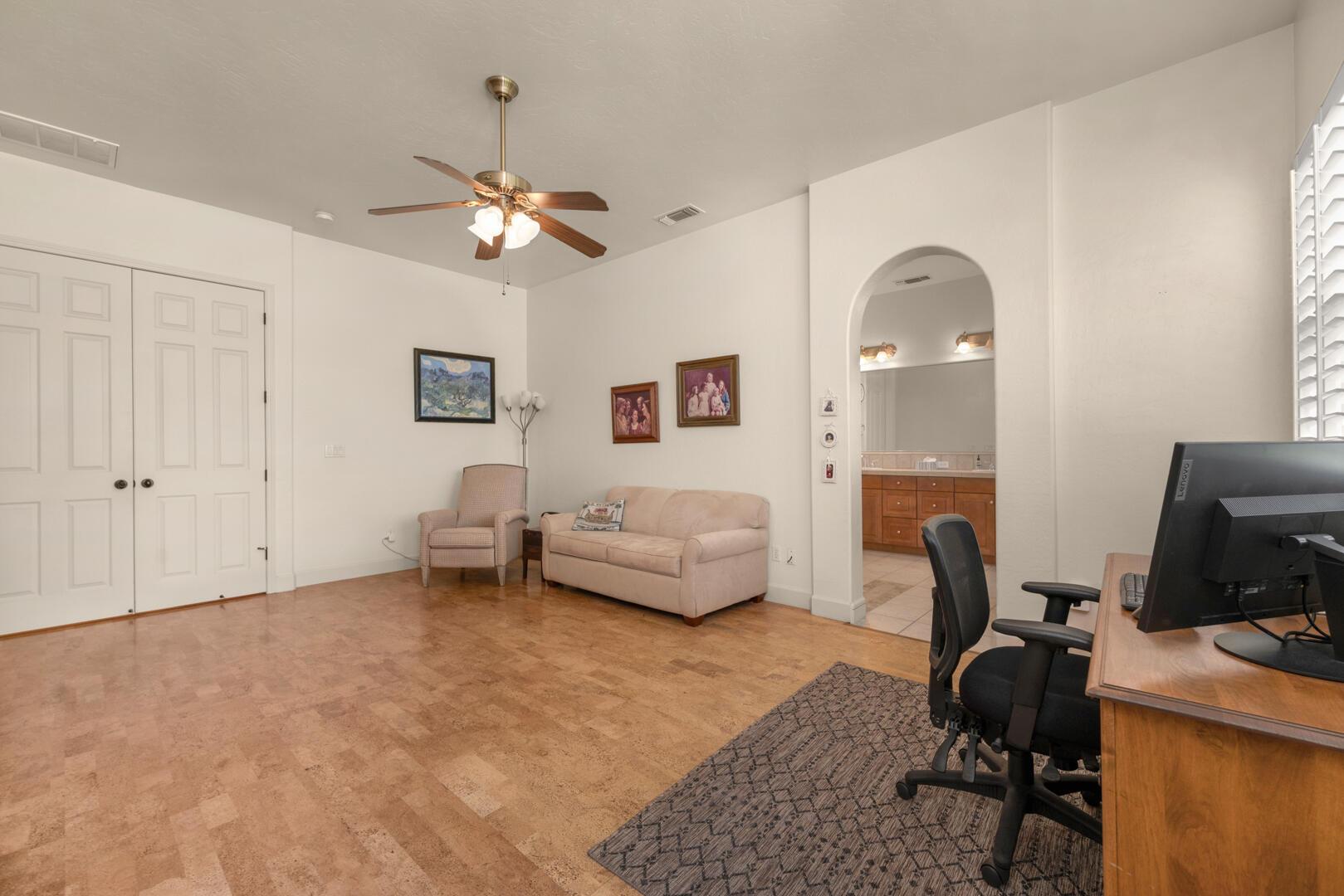 Visalia, California, 93291, United States, 4 Bedrooms Bedrooms, ,3 BathroomsBathrooms,Residential,For Sale,2009986