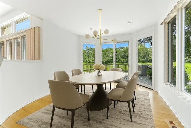 Highland Park, Illinois, 60035, United States, 4 Bedrooms Bedrooms, ,3 BathroomsBathrooms,Residential,For Sale,1912097