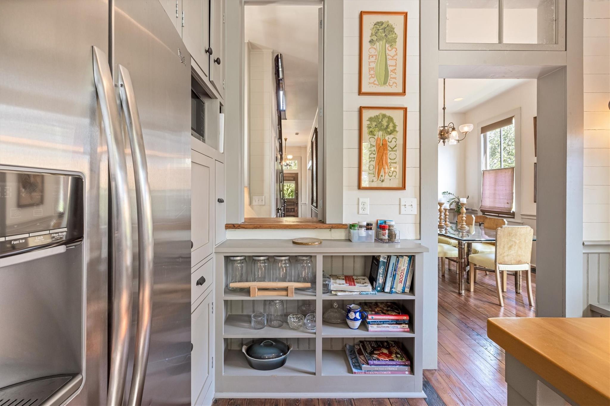 Galveston, Texas, 77550, United States, 3 Bedrooms Bedrooms, ,3 BathroomsBathrooms,Residential,For Sale,1986296