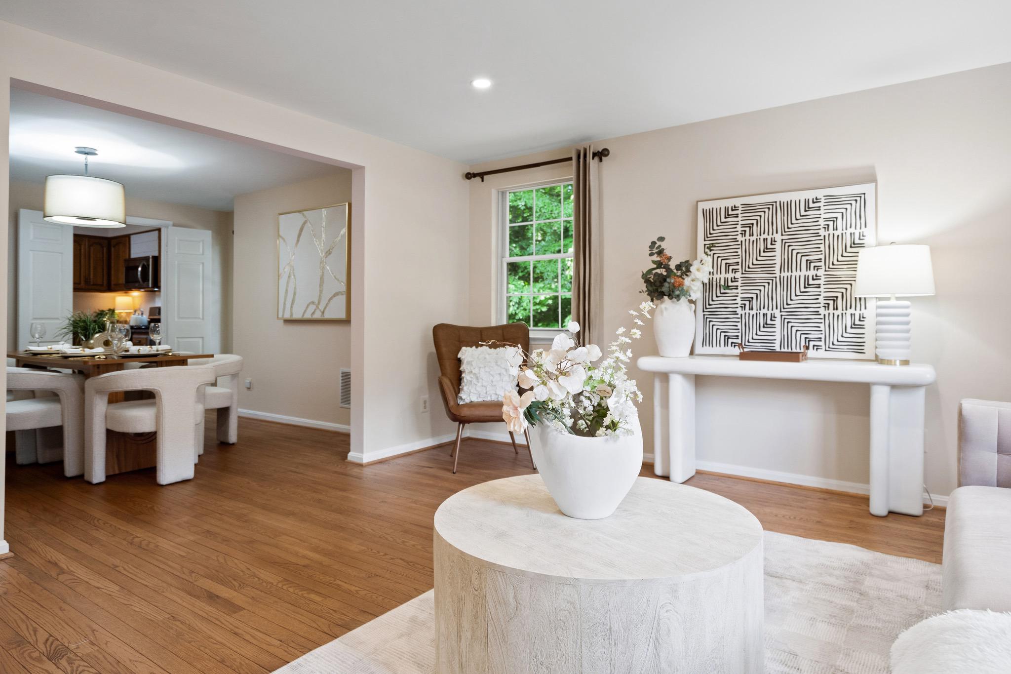  8943 Park Forest Drive, Springfield, VA, 22152 - 物件實景