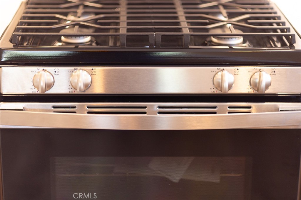 Mission Viejo, California, 92692, United States, 3 Bedrooms Bedrooms, ,2 BathroomsBathrooms,Residential,For Sale,1997044