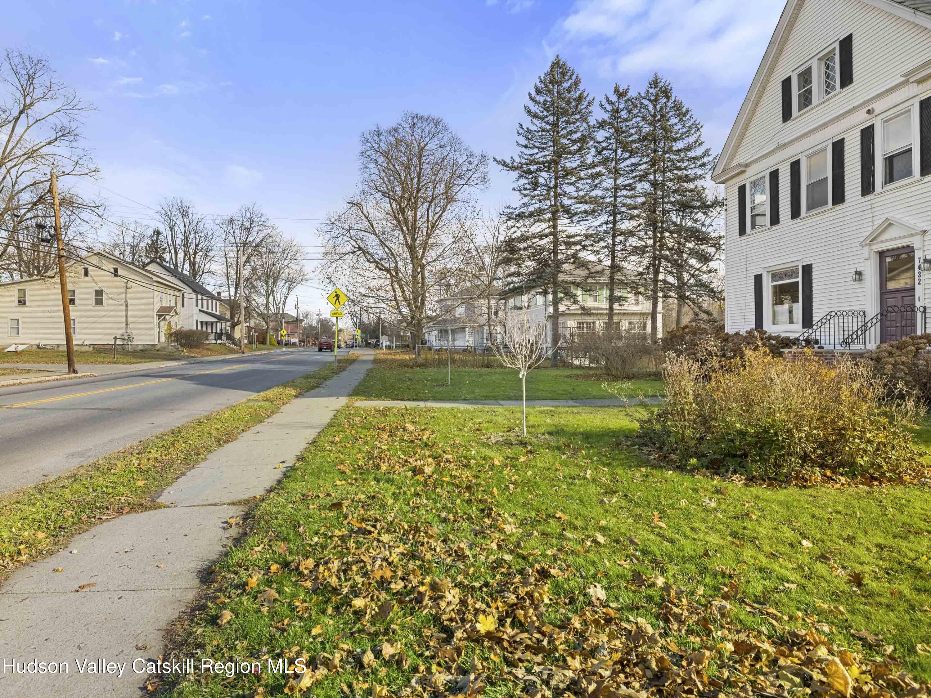 Red Hook, New York, 12571, United States, 4 Bedrooms Bedrooms, ,3 BathroomsBathrooms,Residential,For Sale,2000518