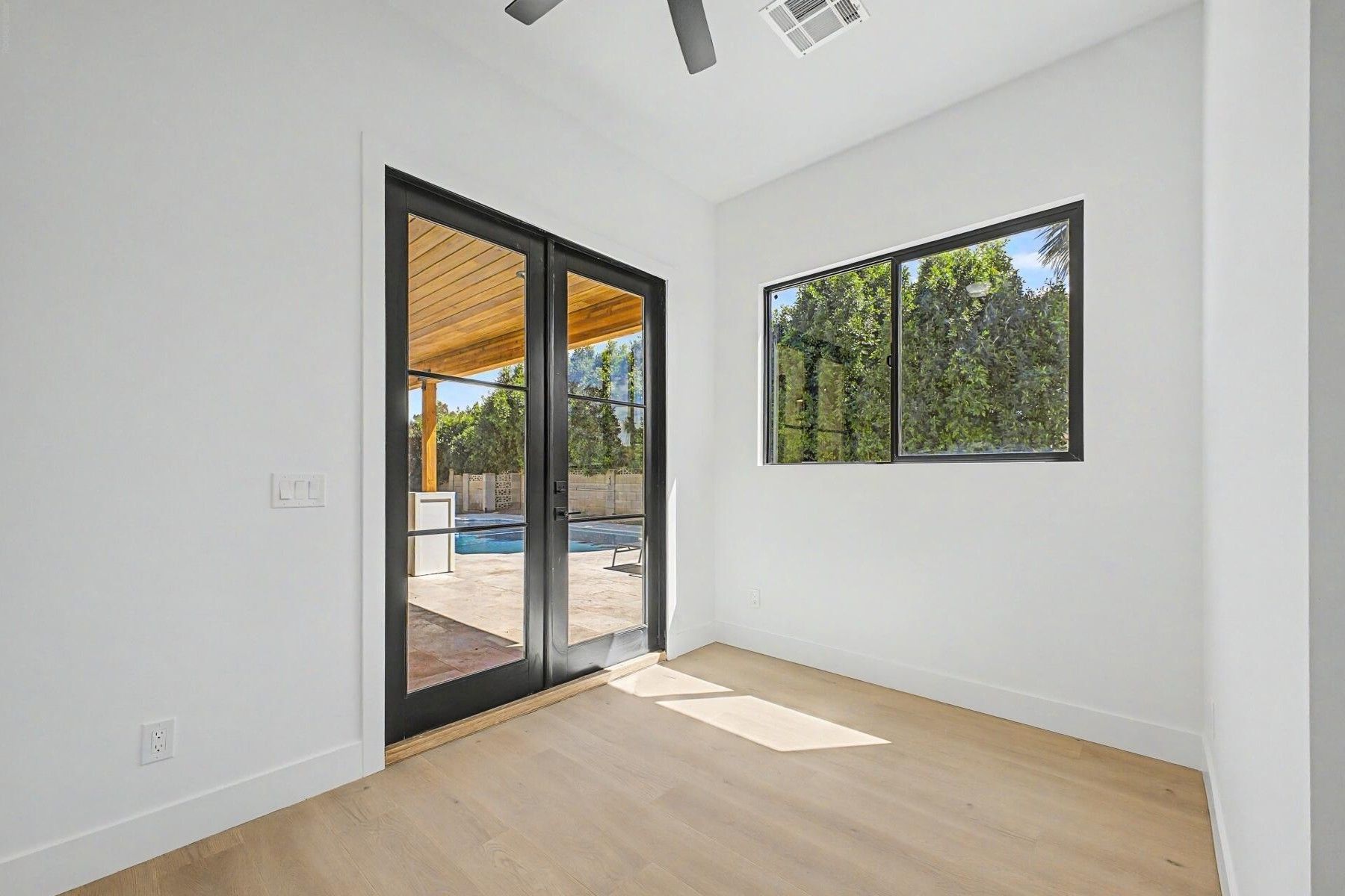  5101 E Laurel Lane  Scottsdale, AZ - 物件實景