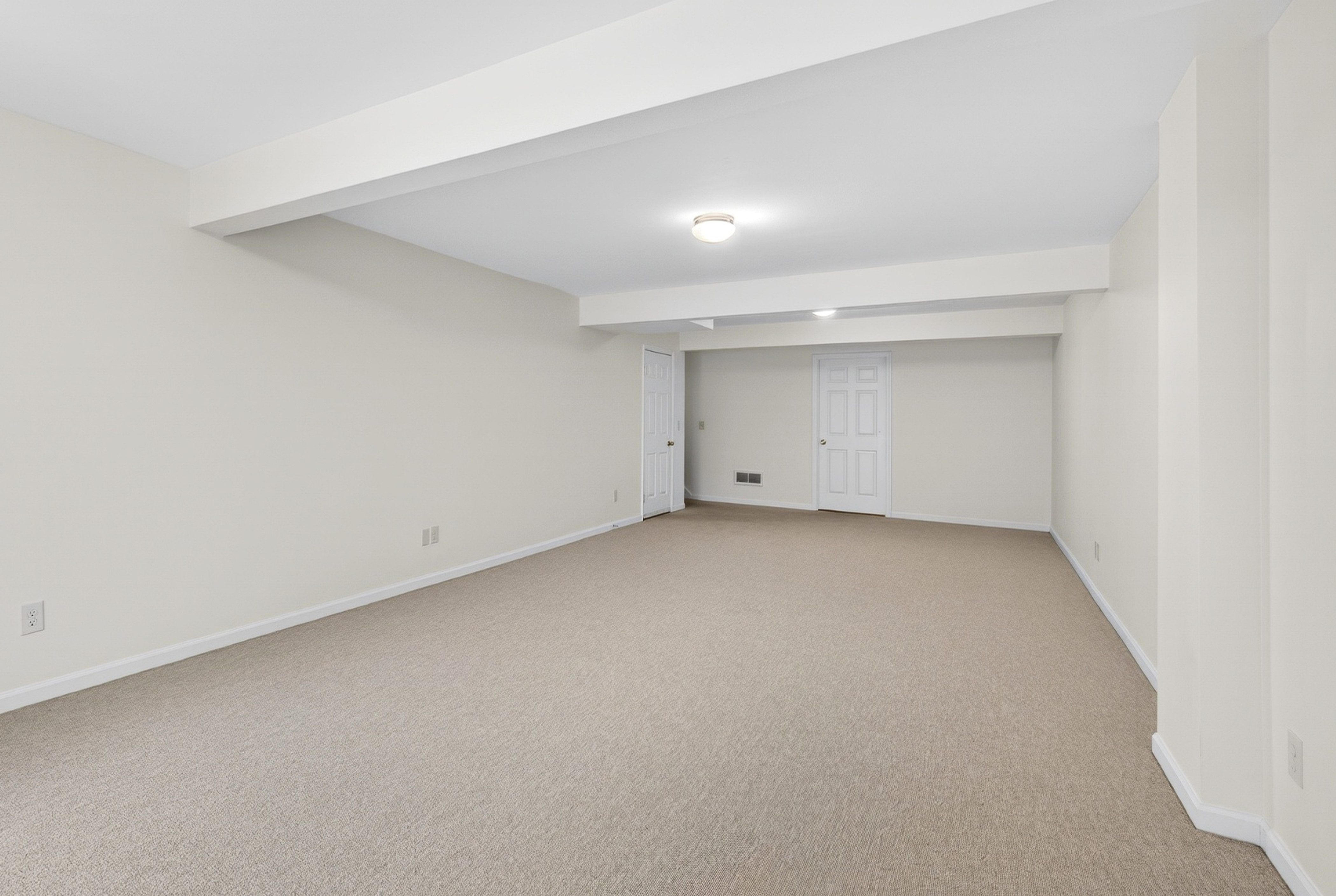  Move in and enjoy this lovely first floor unit - 物件實景