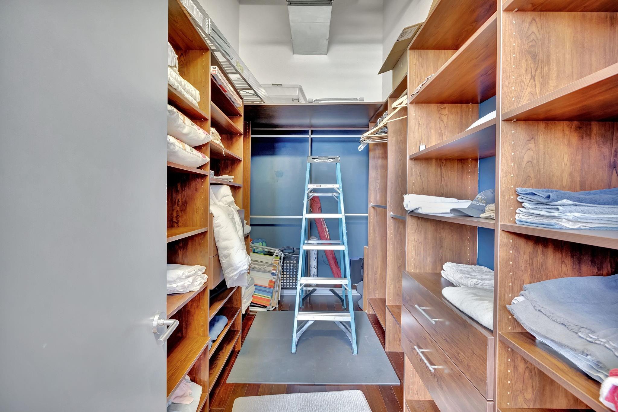 Fort Lauderdale, Florida, 33301, United States, 2 Bedrooms Bedrooms, ,2 BathroomsBathrooms,Residential,For Sale,1977378