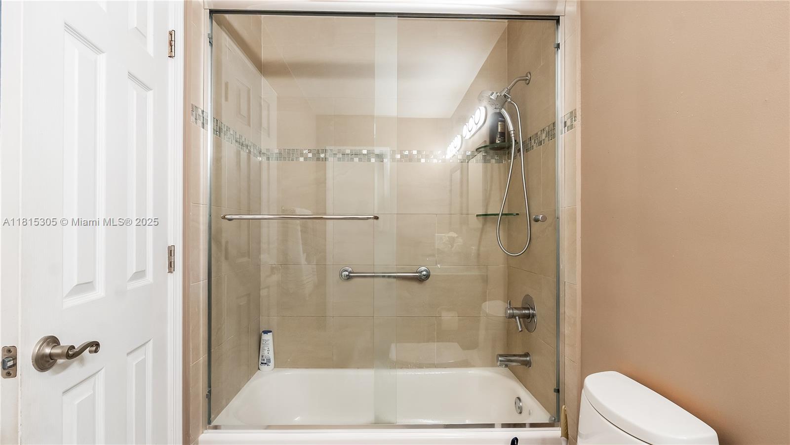 Coral Springs, Florida, 33071, United States, 3 Bedrooms Bedrooms, ,2 BathroomsBathrooms,Residential,For Sale,1857646