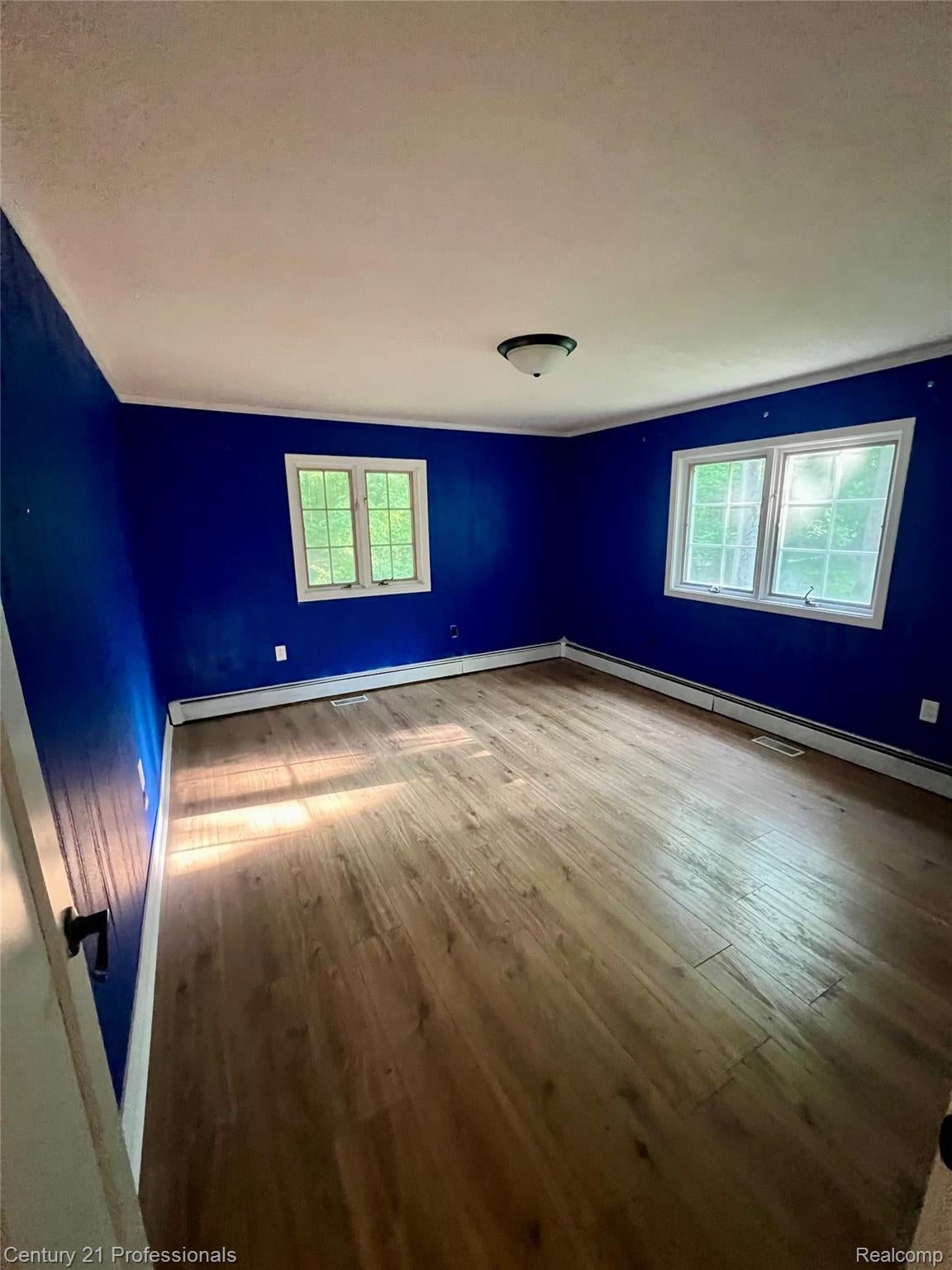 Northville, Michigan, 48167, United States, 4 Bedrooms Bedrooms, ,3 BathroomsBathrooms,Residential,For Sale,1923225