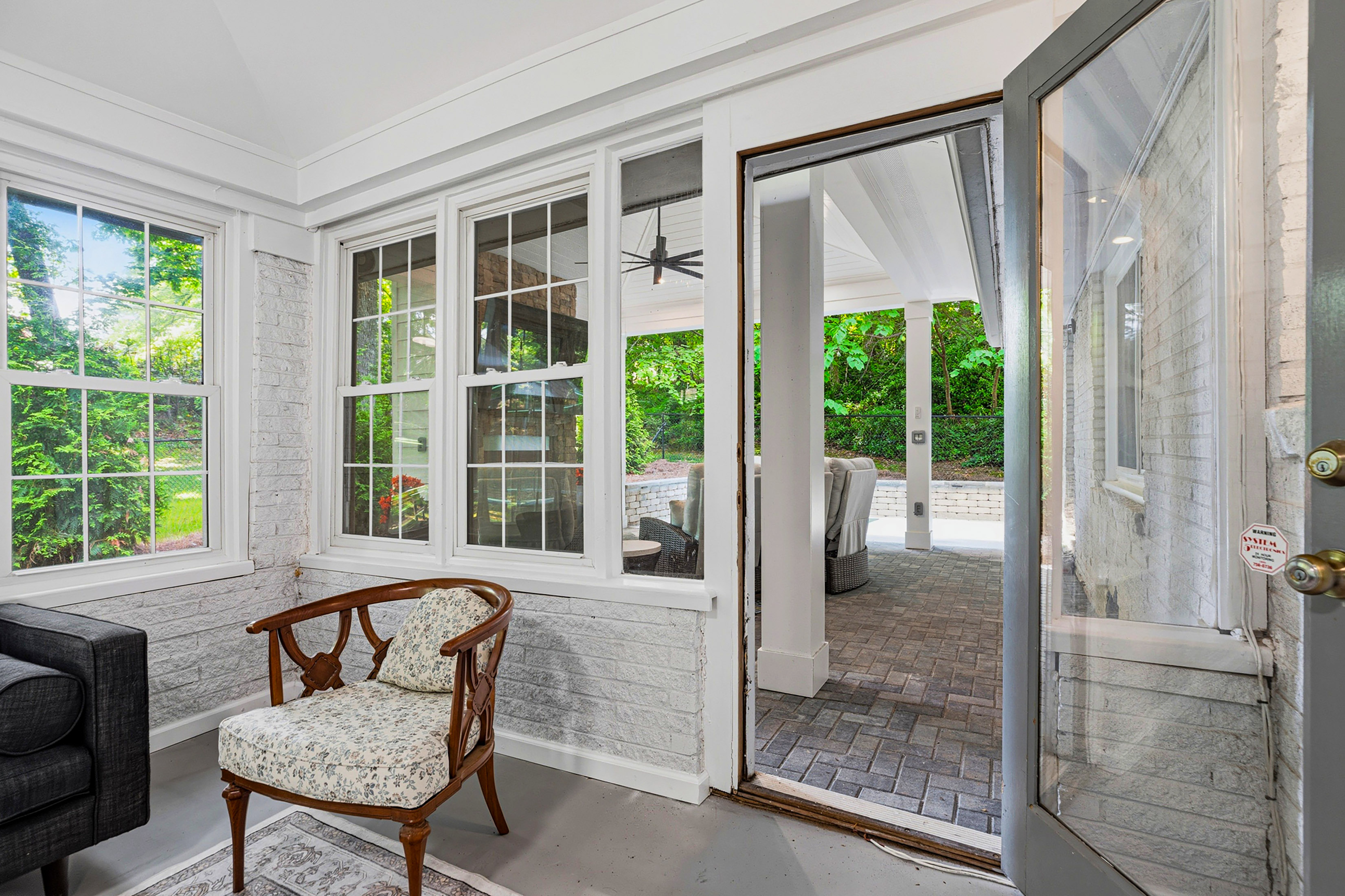  Beautiful Brick Ranch at Briarmoor Manor - 物件實景