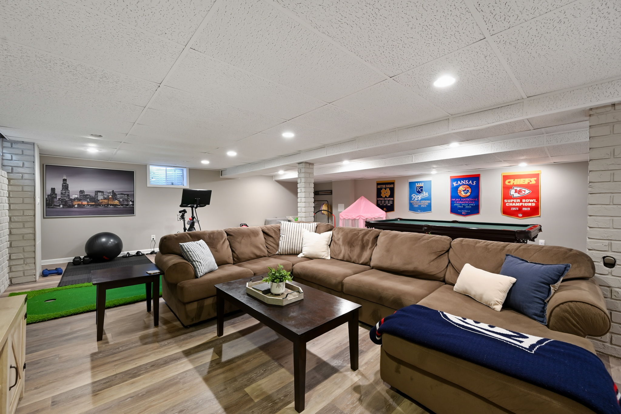 5421 West 96th Terrace, Overland Park, KS 66207 - 物件實景