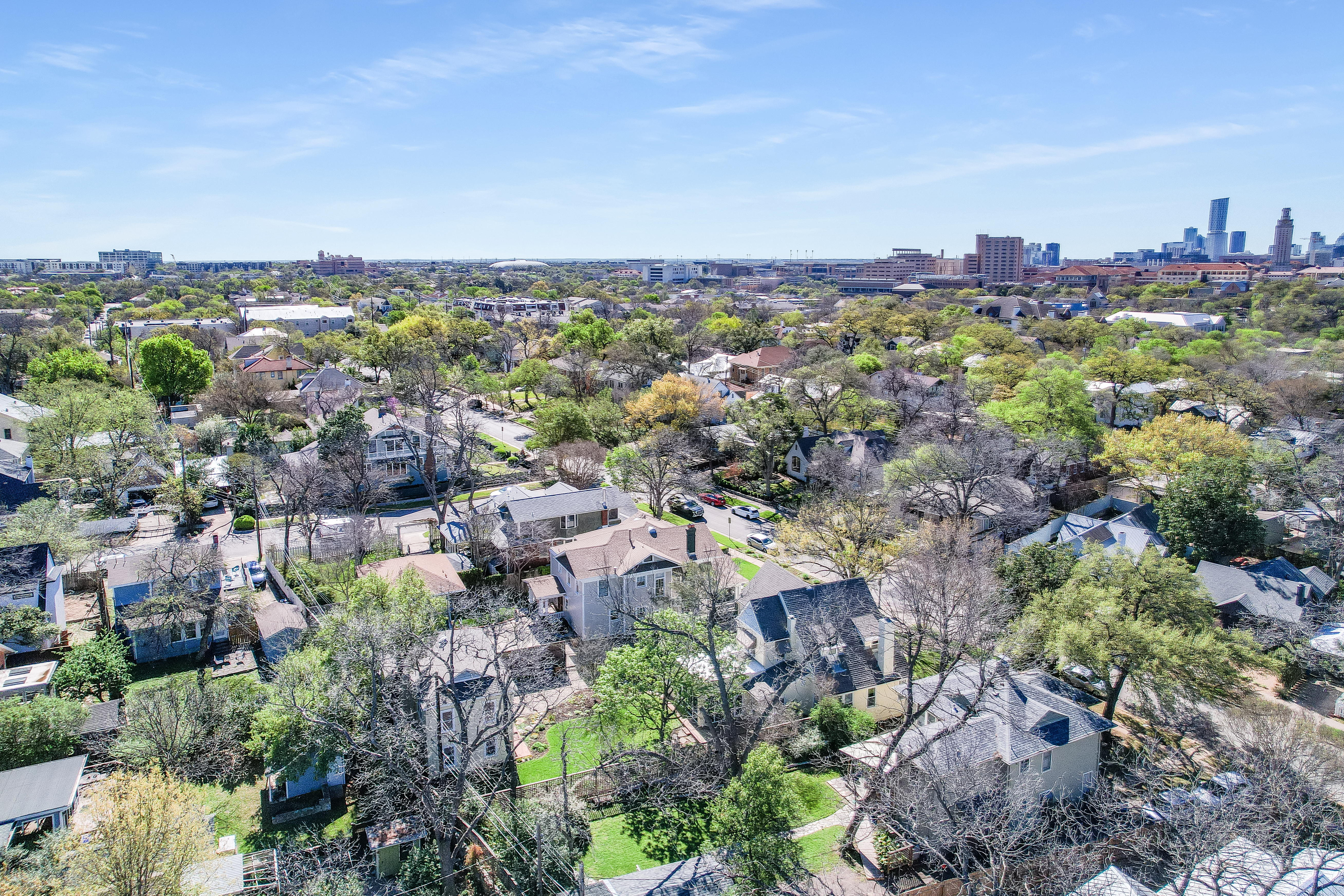  1925 Tudor Revival in Historic Aldridge Place - 物件實景