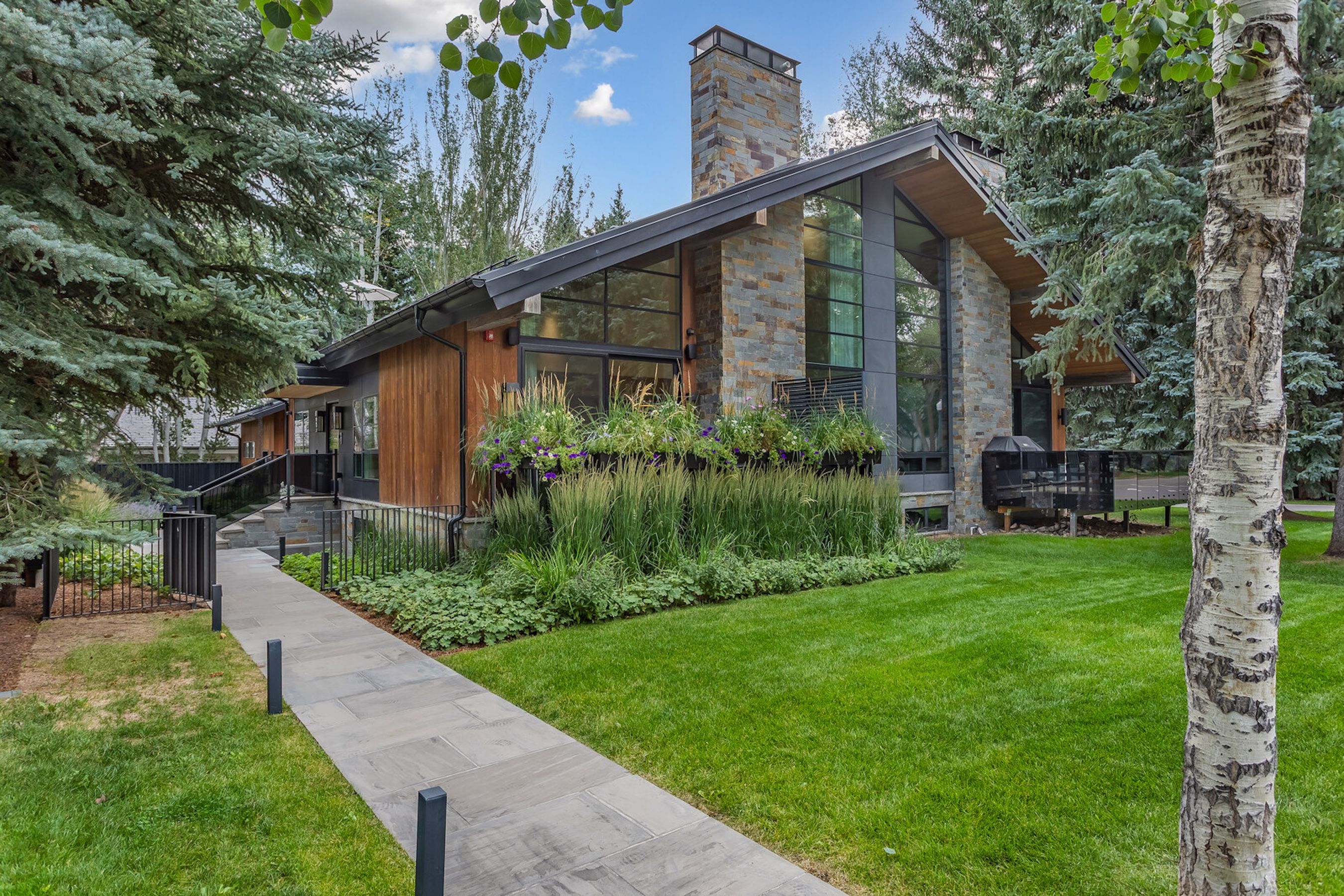  The Jewel of Aspen