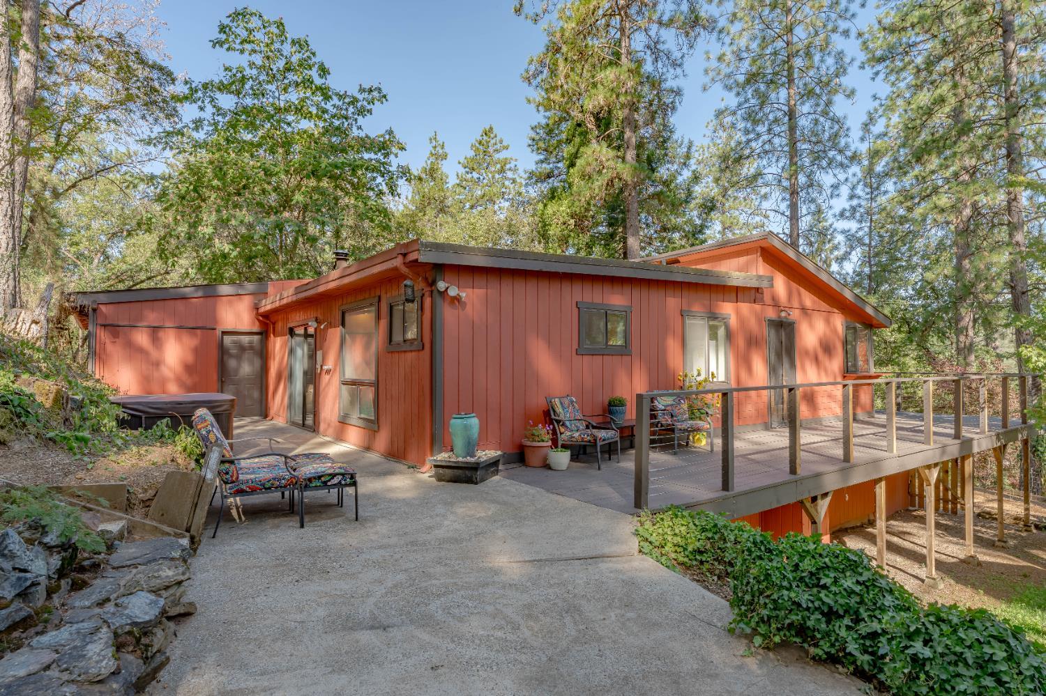 Colfax, California, 95713, United States, 3 Bedrooms Bedrooms, ,2 BathroomsBathrooms,Residential,For Sale,1940988