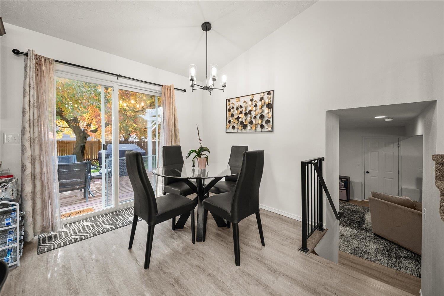 Spokane Valley, Washington, 99216, United States, 4 Bedrooms Bedrooms, ,3 BathroomsBathrooms,Residential,For Sale,1984886