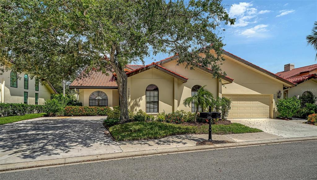 Sarasota, Florida, 34238, United States, 2 Bedrooms Bedrooms, ,2 BathroomsBathrooms,Residential,For Sale,1933155