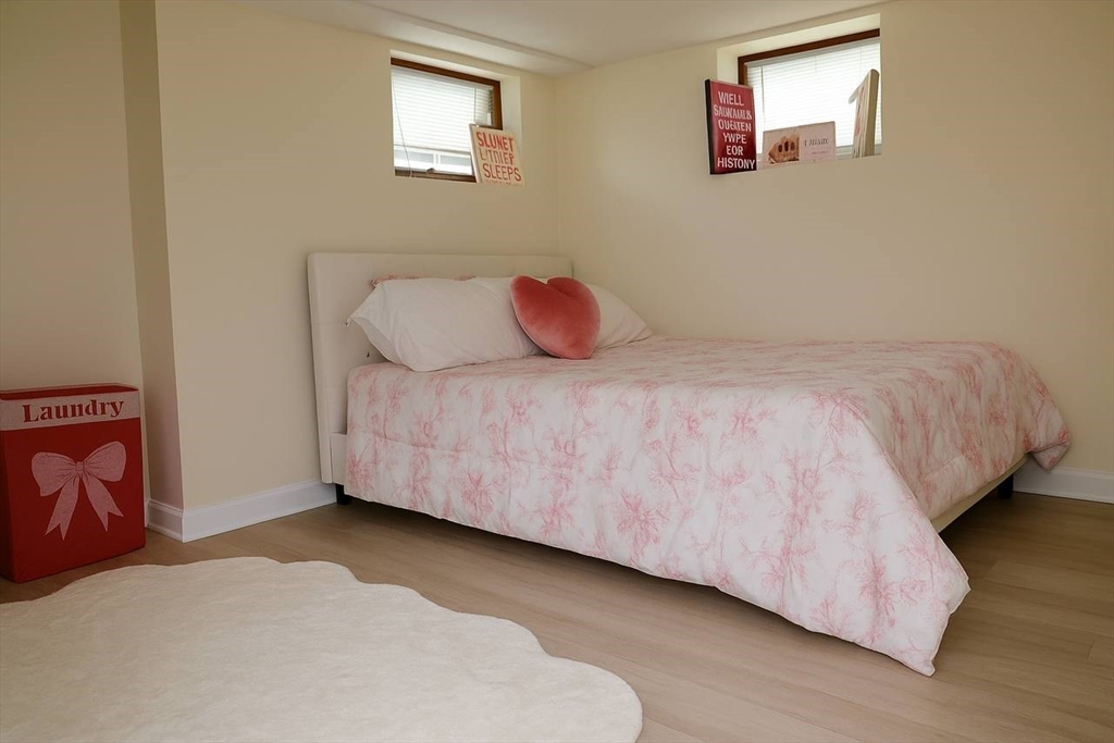 Revere, Massachusetts, 02151, United States, 5 Bedrooms Bedrooms, ,3 BathroomsBathrooms,Residential,For Sale,1931242