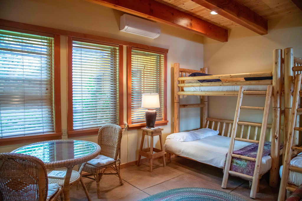 Hope, Idaho, 83836, United States, 3 Bedrooms Bedrooms, ,3 BathroomsBathrooms,Residential,For Sale,1975578