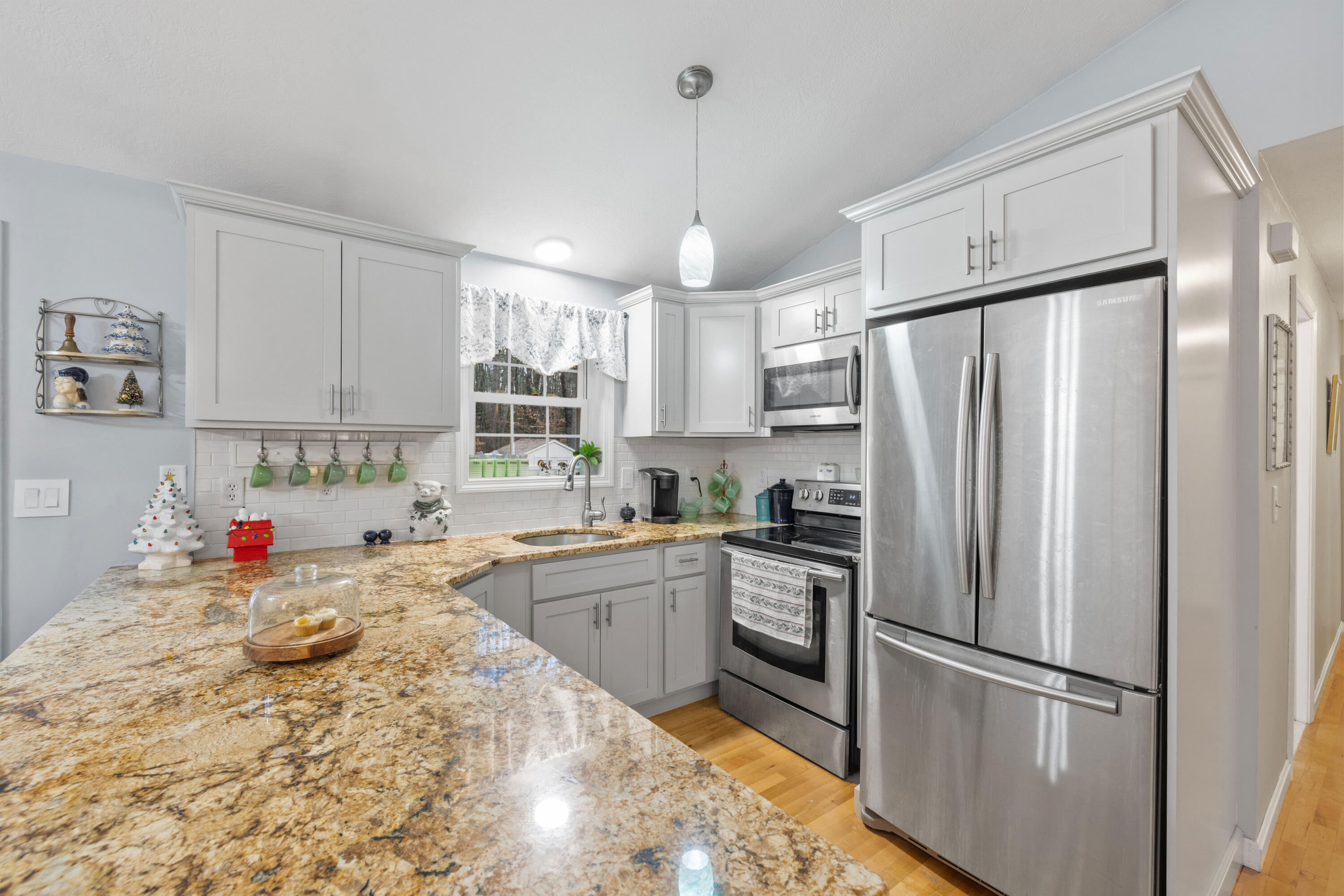 Saco, Maine, 04072, United States, 4 Bedrooms Bedrooms, ,2 BathroomsBathrooms,Residential,For Sale,1991501