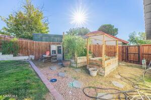 Lancaster, California, 93536, United States, 3 Bedrooms Bedrooms, ,2 BathroomsBathrooms,Residential,For Sale,1940443