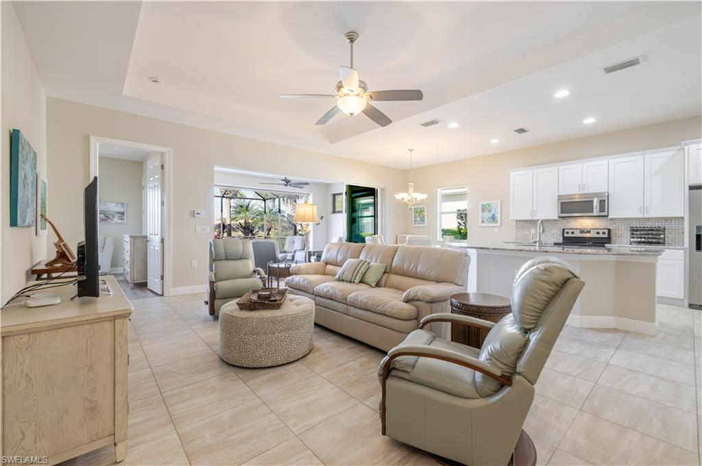 Fort Myers, Florida, 33913, United States, 2 Bedrooms Bedrooms, ,2 BathroomsBathrooms,Residential,For Sale,1998514