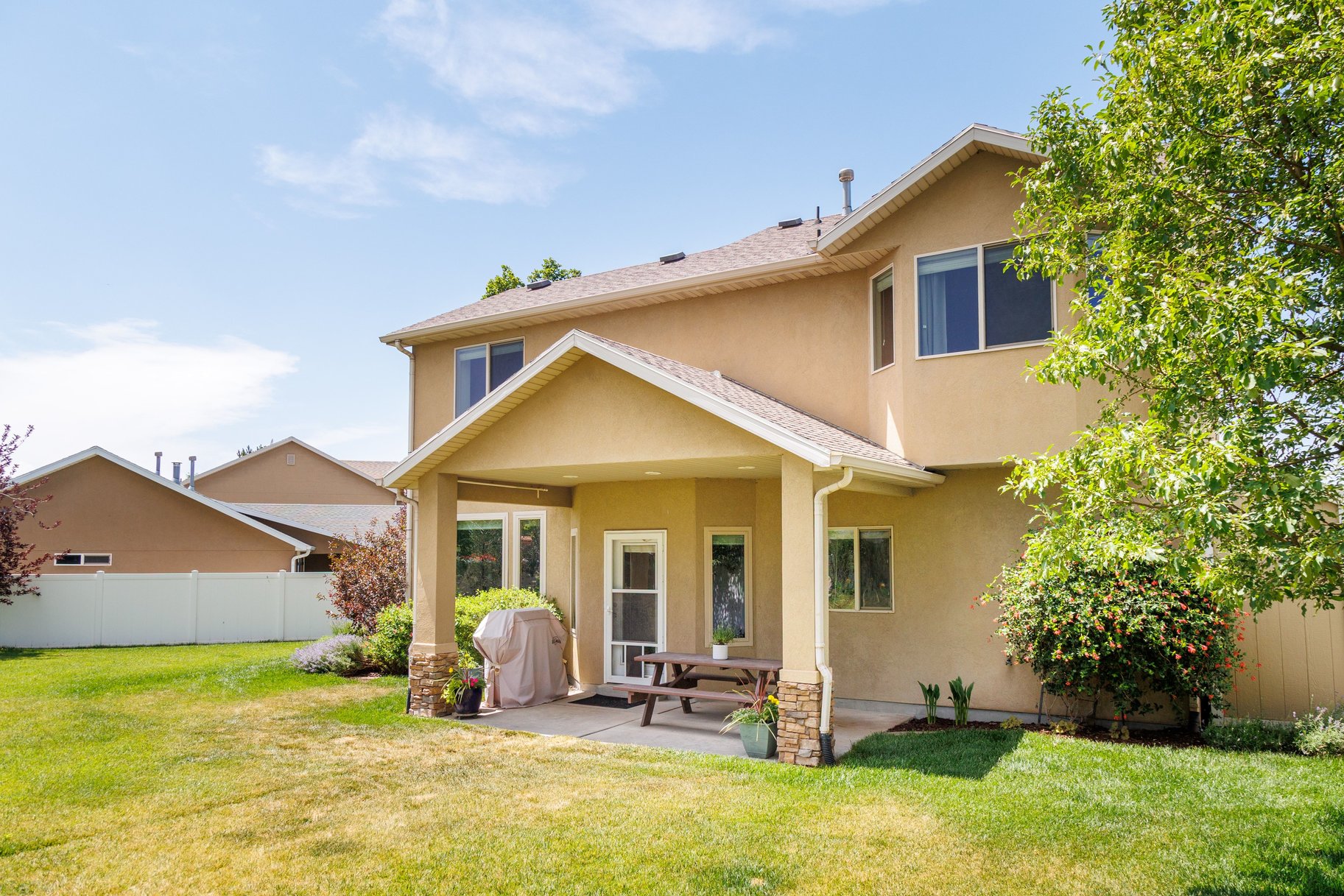  Backyard Oasis with Views and Trail Access in North Salt Lake - 物件實景