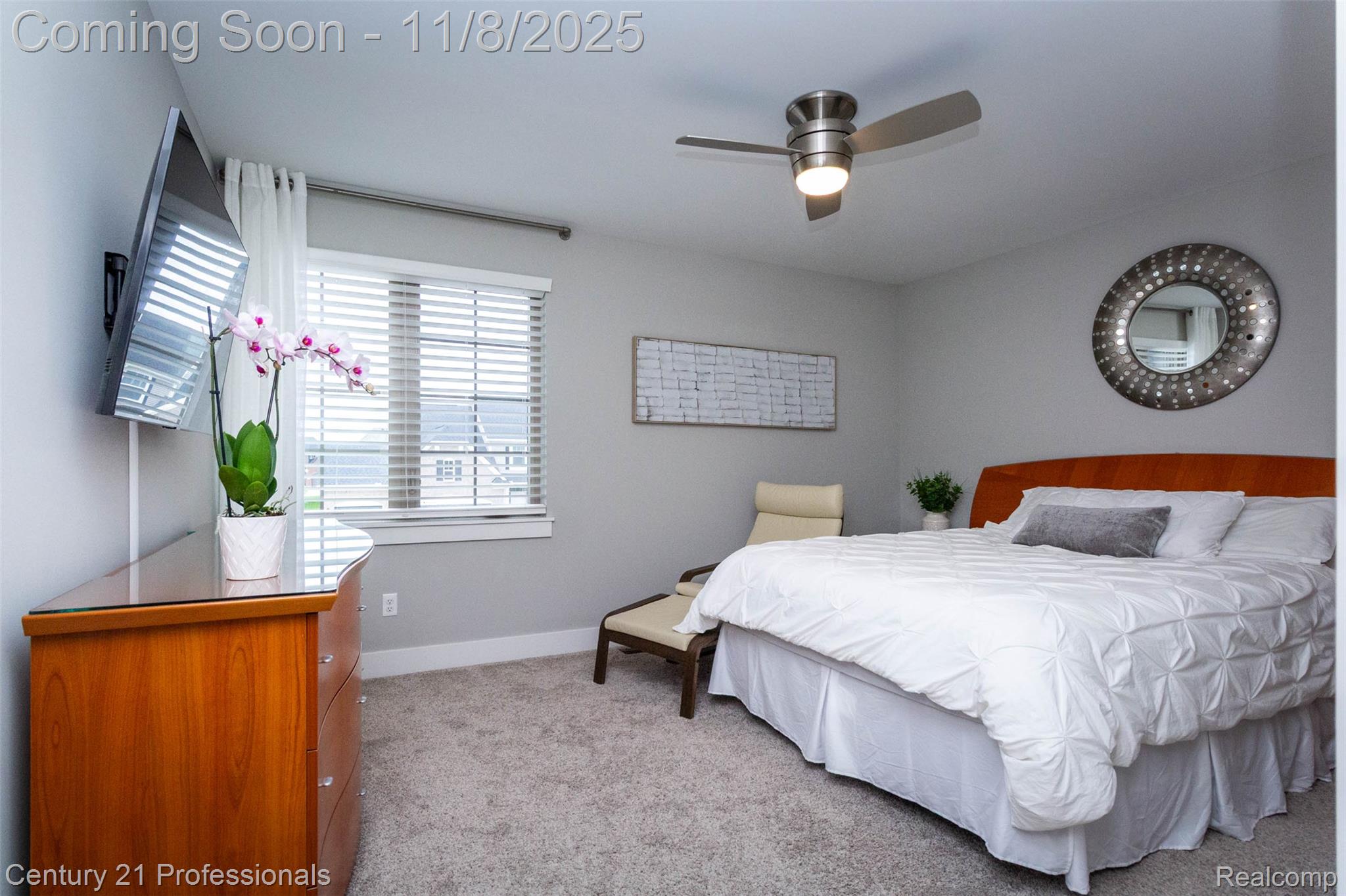 Macomb, Michigan, 48044, United States, 4 Bedrooms Bedrooms, ,3 BathroomsBathrooms,Residential,For Sale,1985765