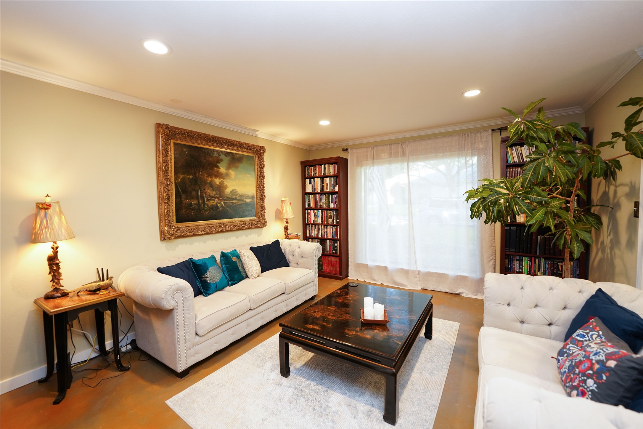 Fort Worth, Texas, 76116, United States, 4 Bedrooms Bedrooms, ,3 BathroomsBathrooms,Residential,For Sale,1901909