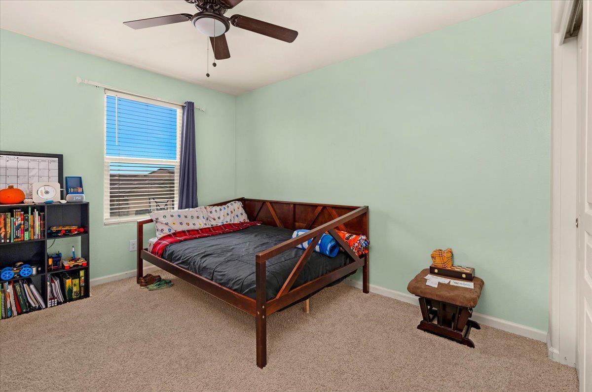 Fresno, California, 93722, United States, 5 Bedrooms Bedrooms, ,3 BathroomsBathrooms,Residential,For Sale,1982186