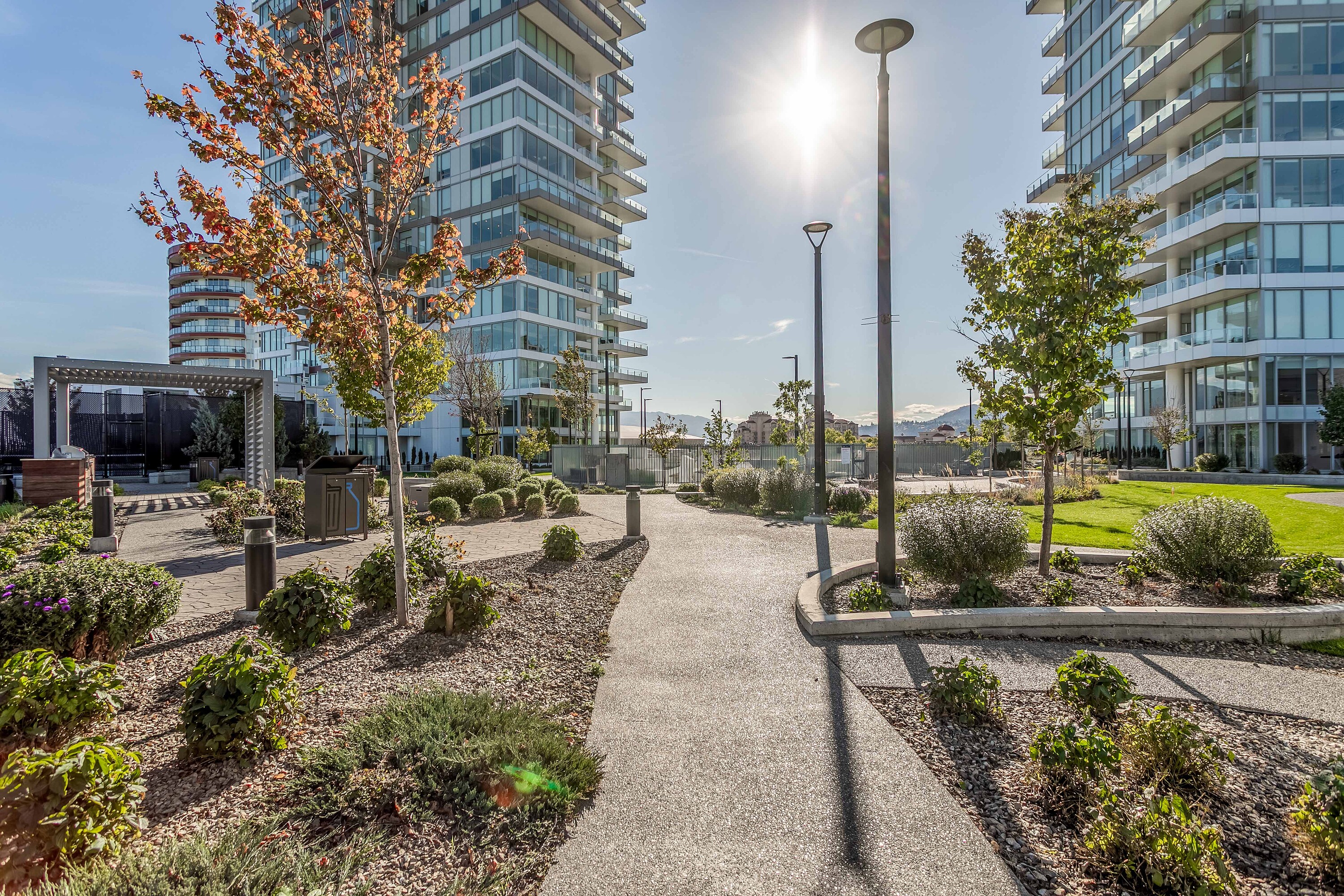  Unobstructed Views of the Lake - 物件實景