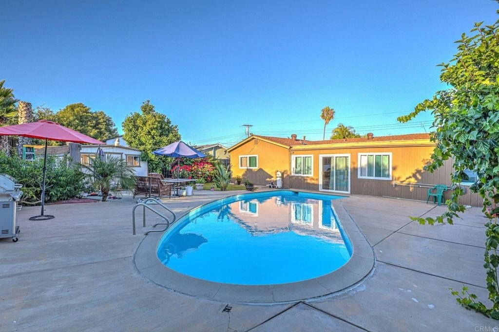Spring Valley, California, 91977, United States, 3 Bedrooms Bedrooms, ,2 BathroomsBathrooms,Residential,For Sale,1908463