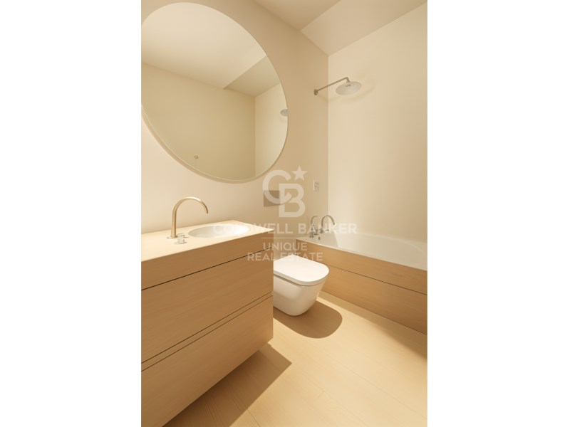Madrid, Comunidad de Madrid, ES, 3 Bedrooms Bedrooms, ,2 BathroomsBathrooms,Residential,For Sale,1942236