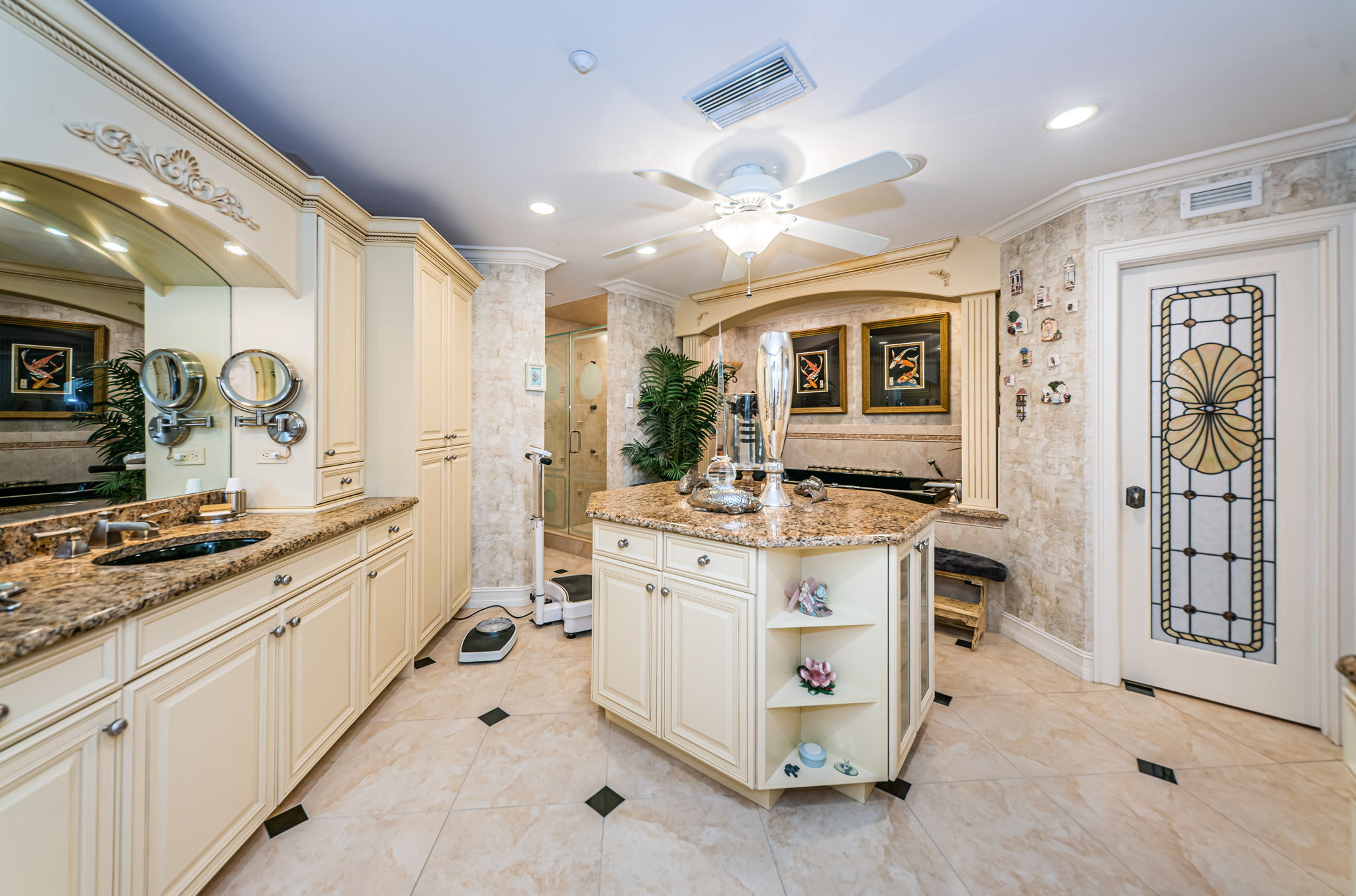 ST Pete Beach, Florida, 33706, United States, 3 Bedrooms Bedrooms, ,4 BathroomsBathrooms,Residential,For Sale,1810563