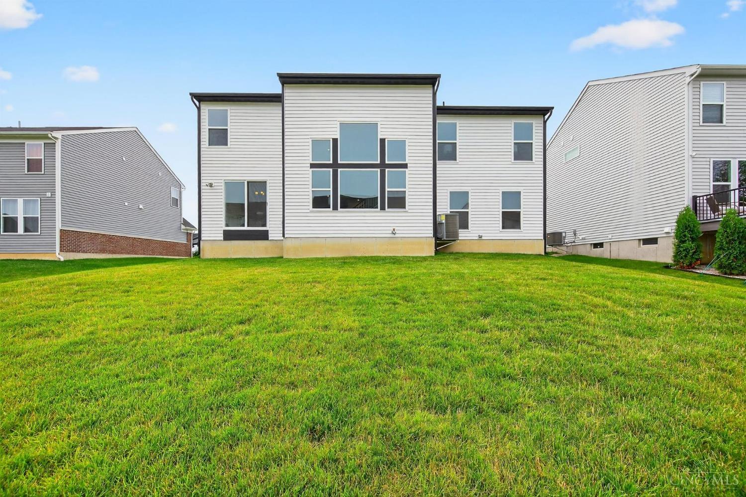 Turtle Creek Twp, Ohio, 45036, United States, 5 Bedrooms Bedrooms, ,4 BathroomsBathrooms,Residential,For Sale,1890162