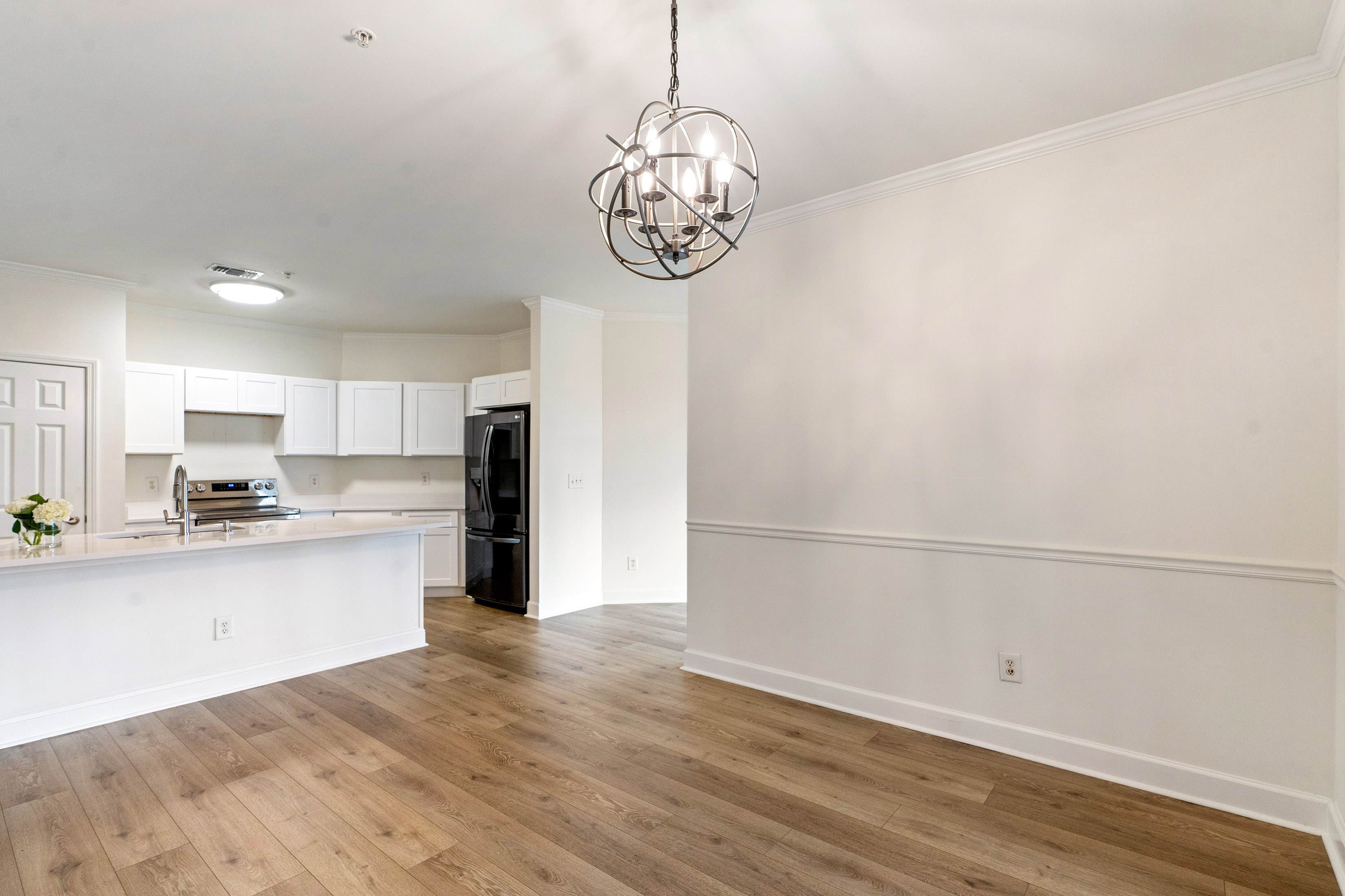  Prime Location in the Sought-After Community of Westside Commons in Alpharetta - 物件實景
