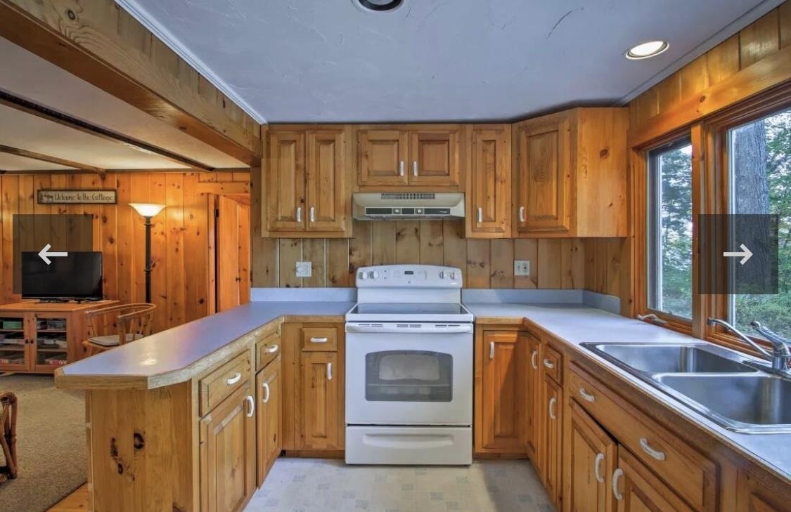 Meredith, New Hampshire, 03253, United States, 3 Bedrooms Bedrooms, ,2 BathroomsBathrooms,Residential,For Sale,1939879