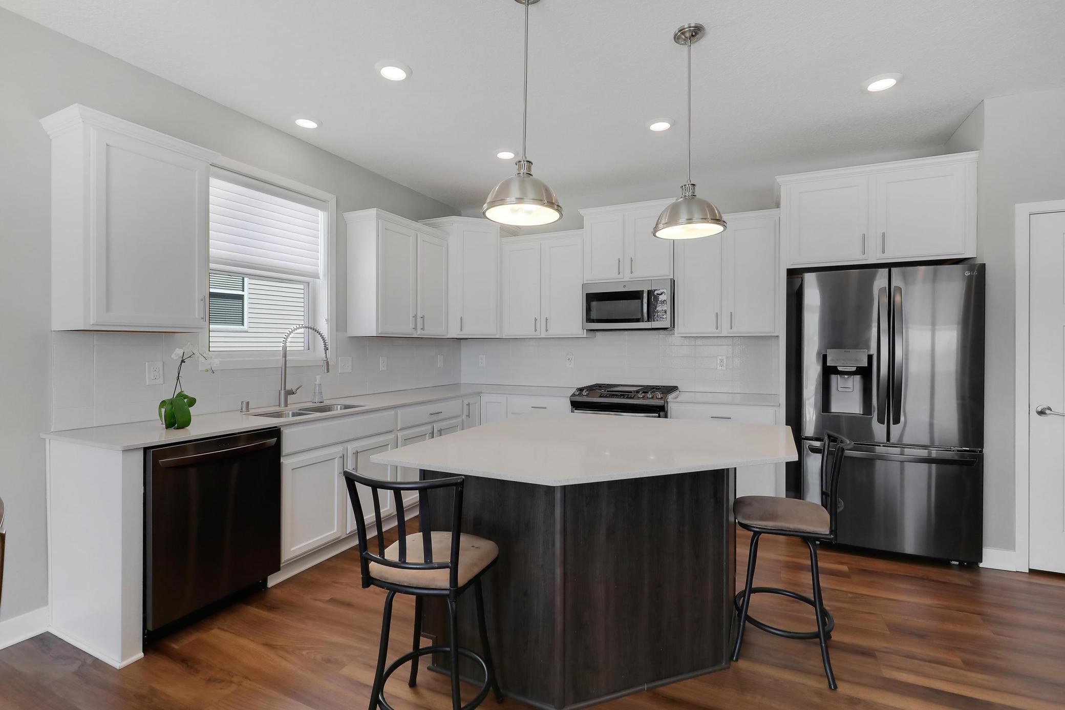 Carver, Minnesota, 55315, United States, 3 Bedrooms Bedrooms, ,3 BathroomsBathrooms,Residential,For Sale,2028666