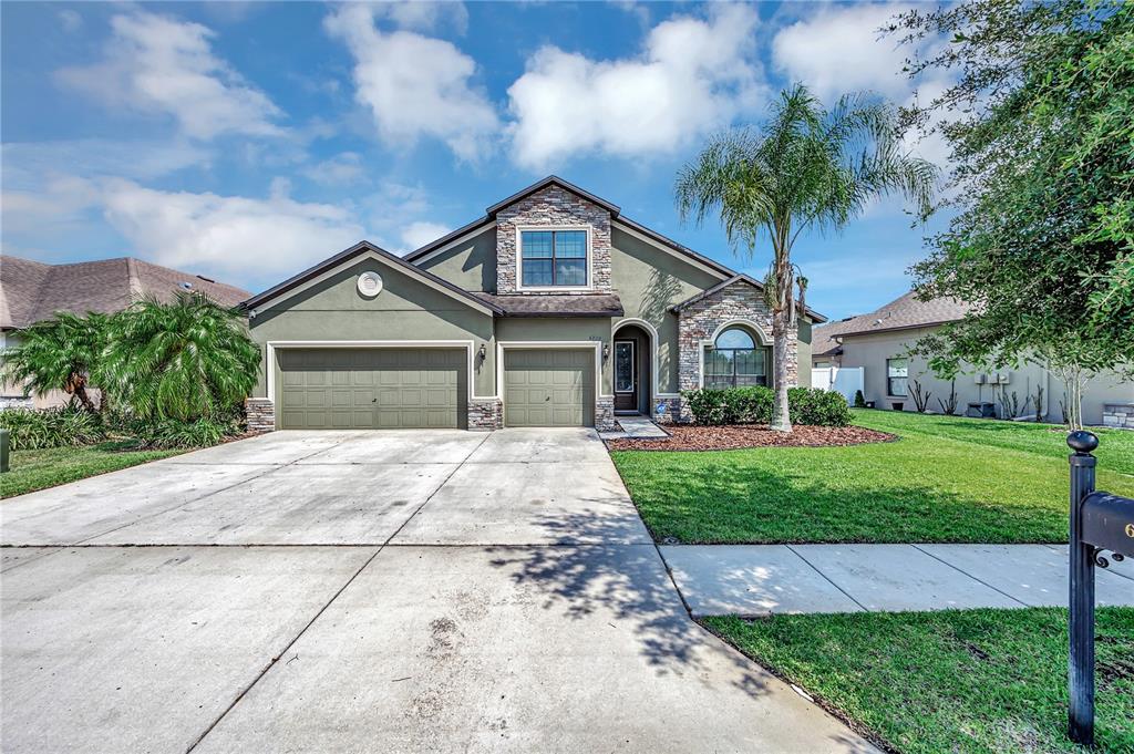 Wesley Chapel, Florida, 33545, United States, 5 Bedrooms Bedrooms, ,3 BathroomsBathrooms,Residential,For Sale,1941692