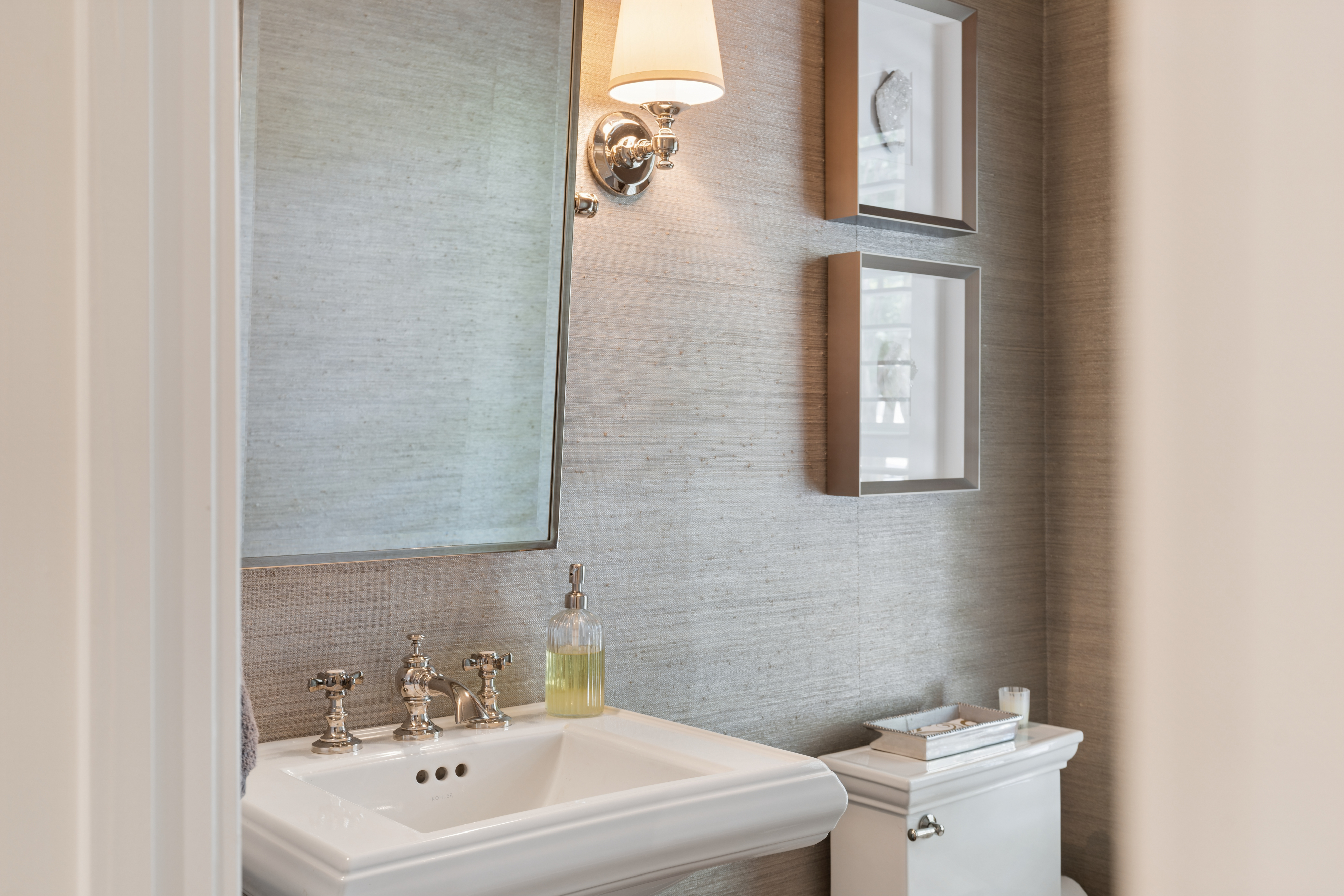  Carefully Curated End Unit Townhome in the Heart of Brookhaven - 物件實景