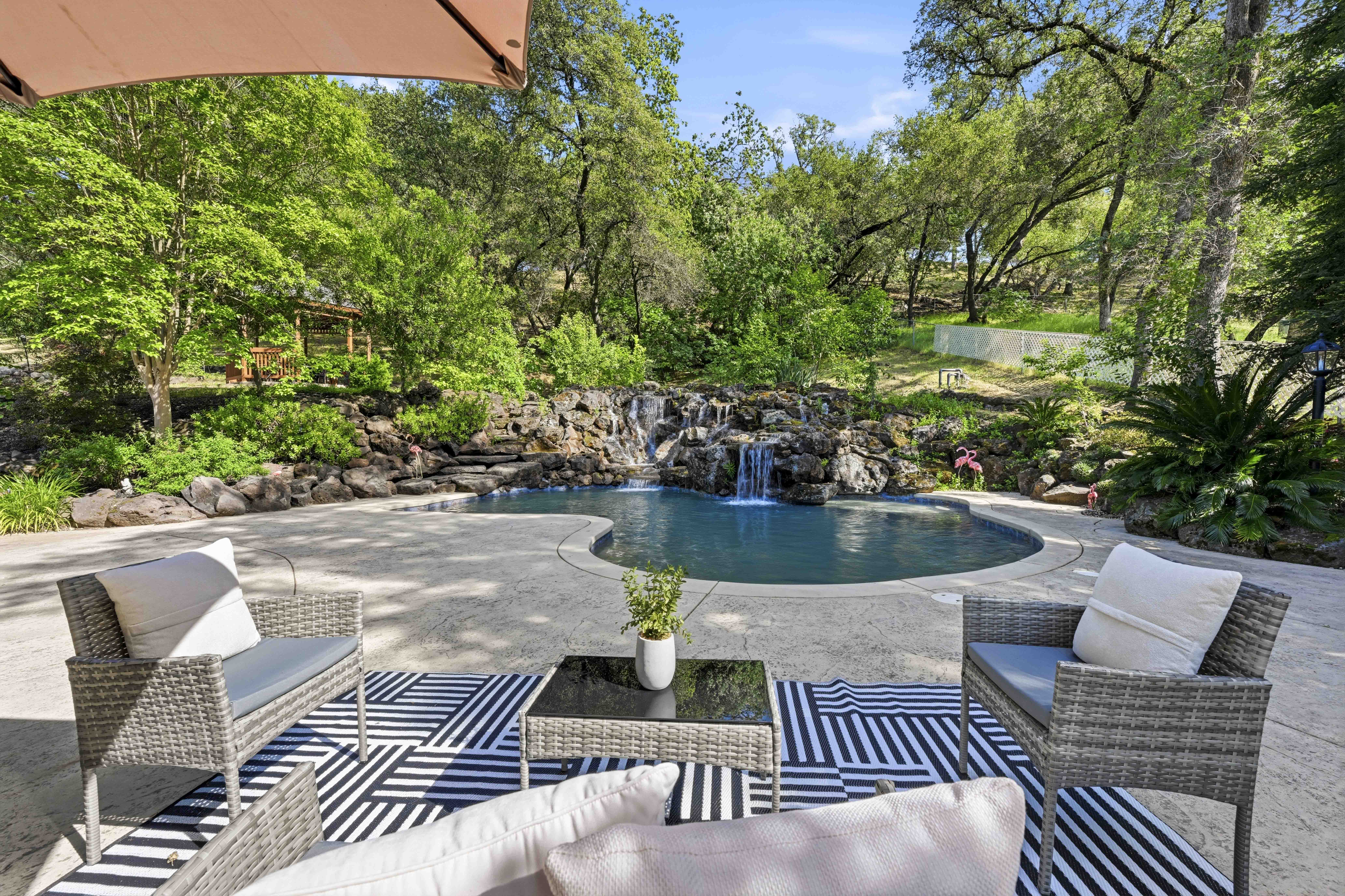  3885 Clover Valley Road, Rocklin, CA 95677 - 物件實景